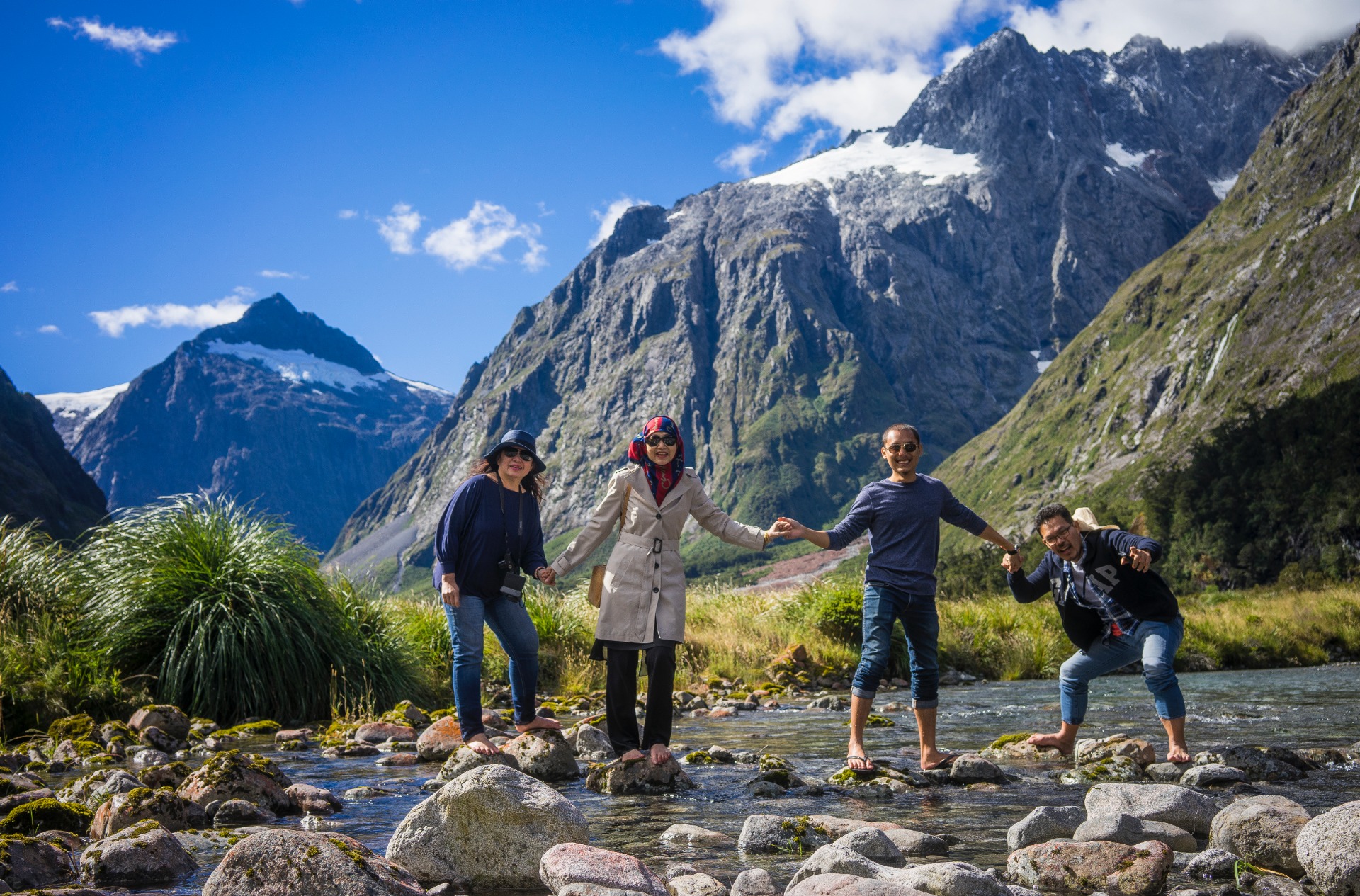 Punting di Sungai Avon, Christchurch: Pengalaman Relaks Penuh Keindahan